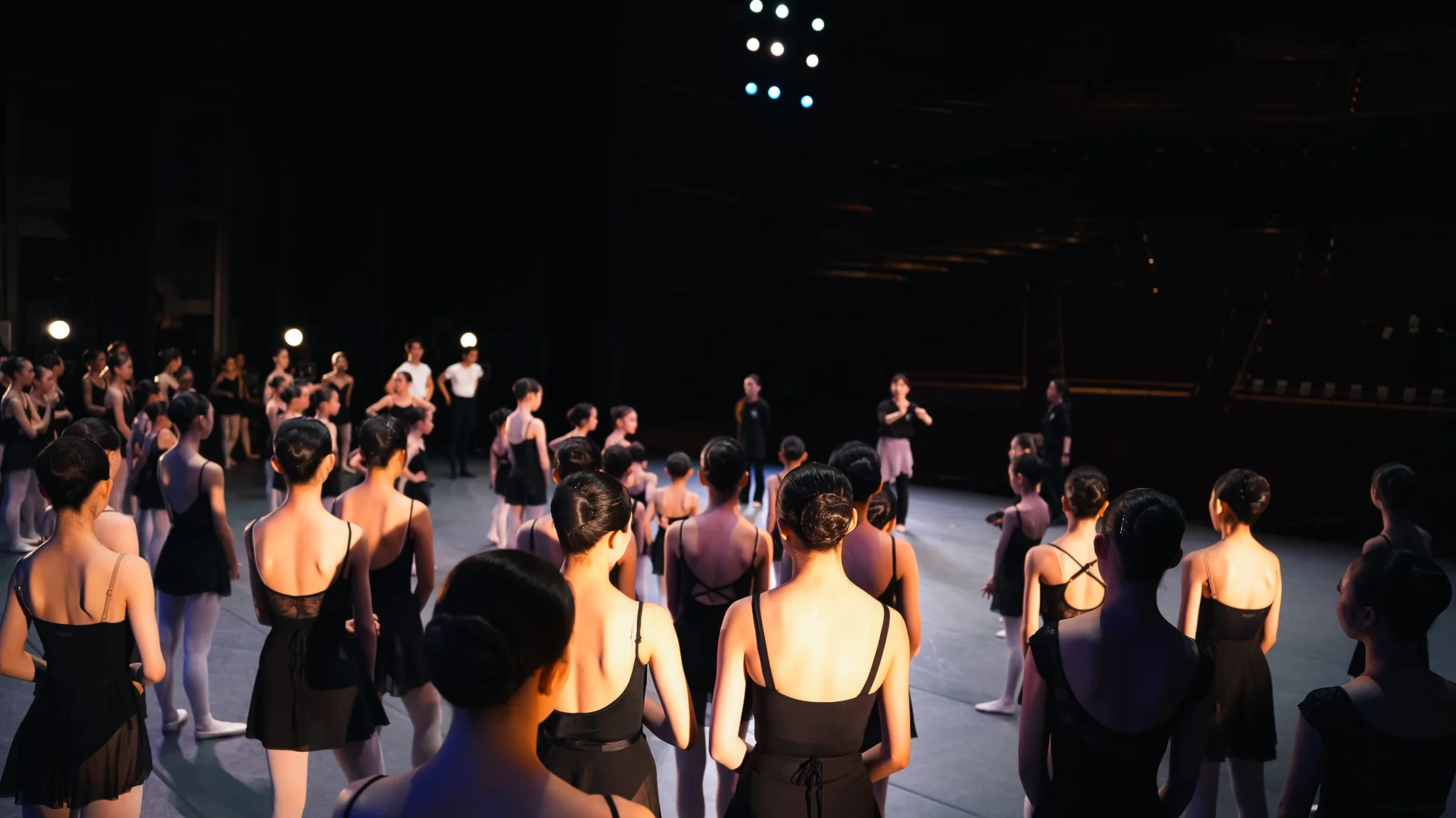 UNBLANCHÉ Ballet Academy ballet-hero-2.jpg